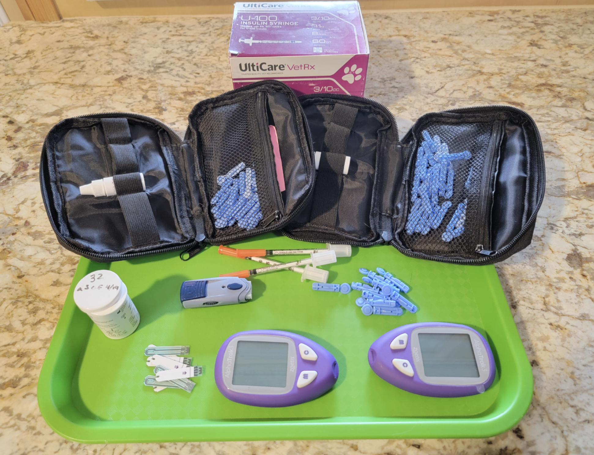 Diabetic testing kit used for glucose monitoring